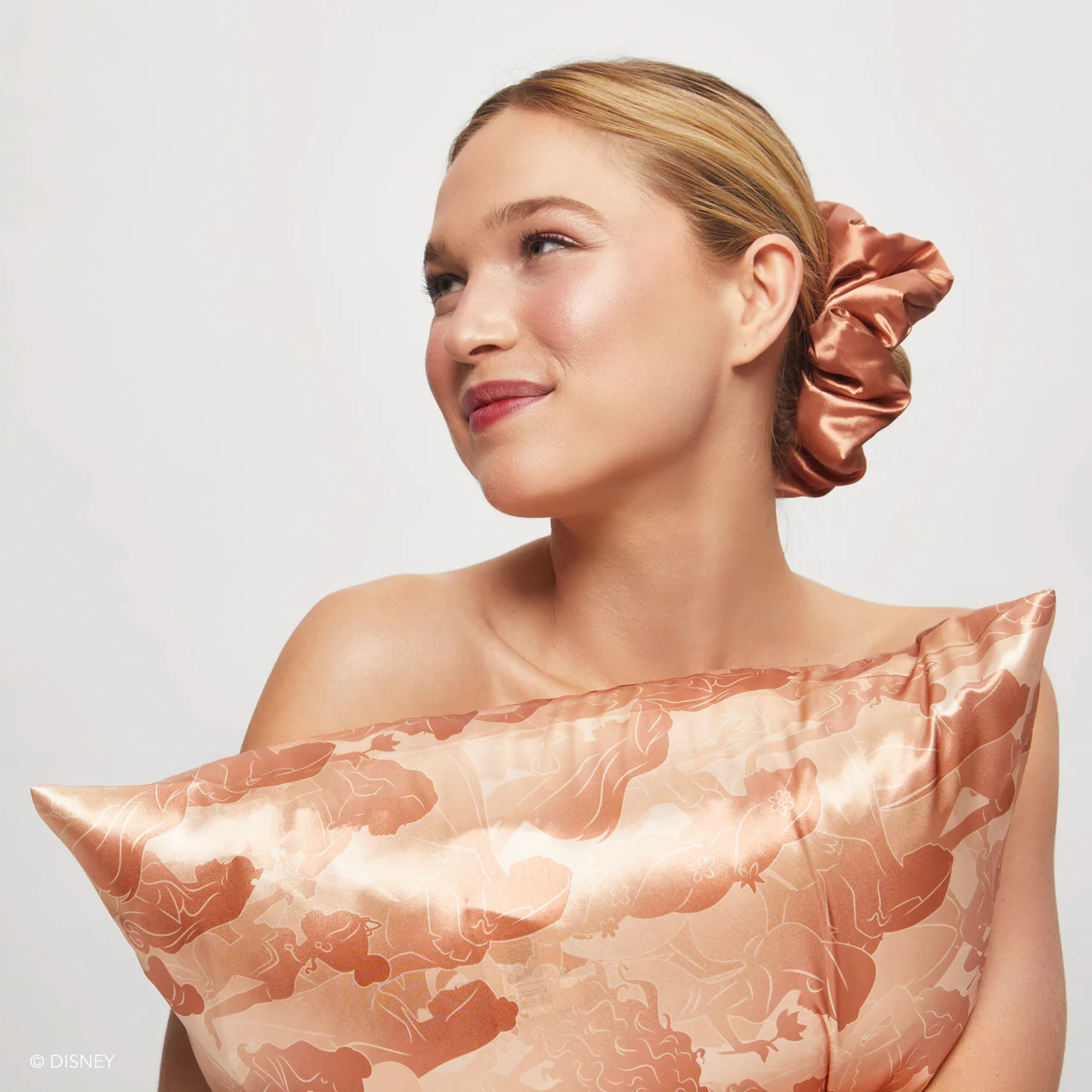 Kitsch x Disney Princess Satin Pillowcase in Disney Princess - King - Image 2