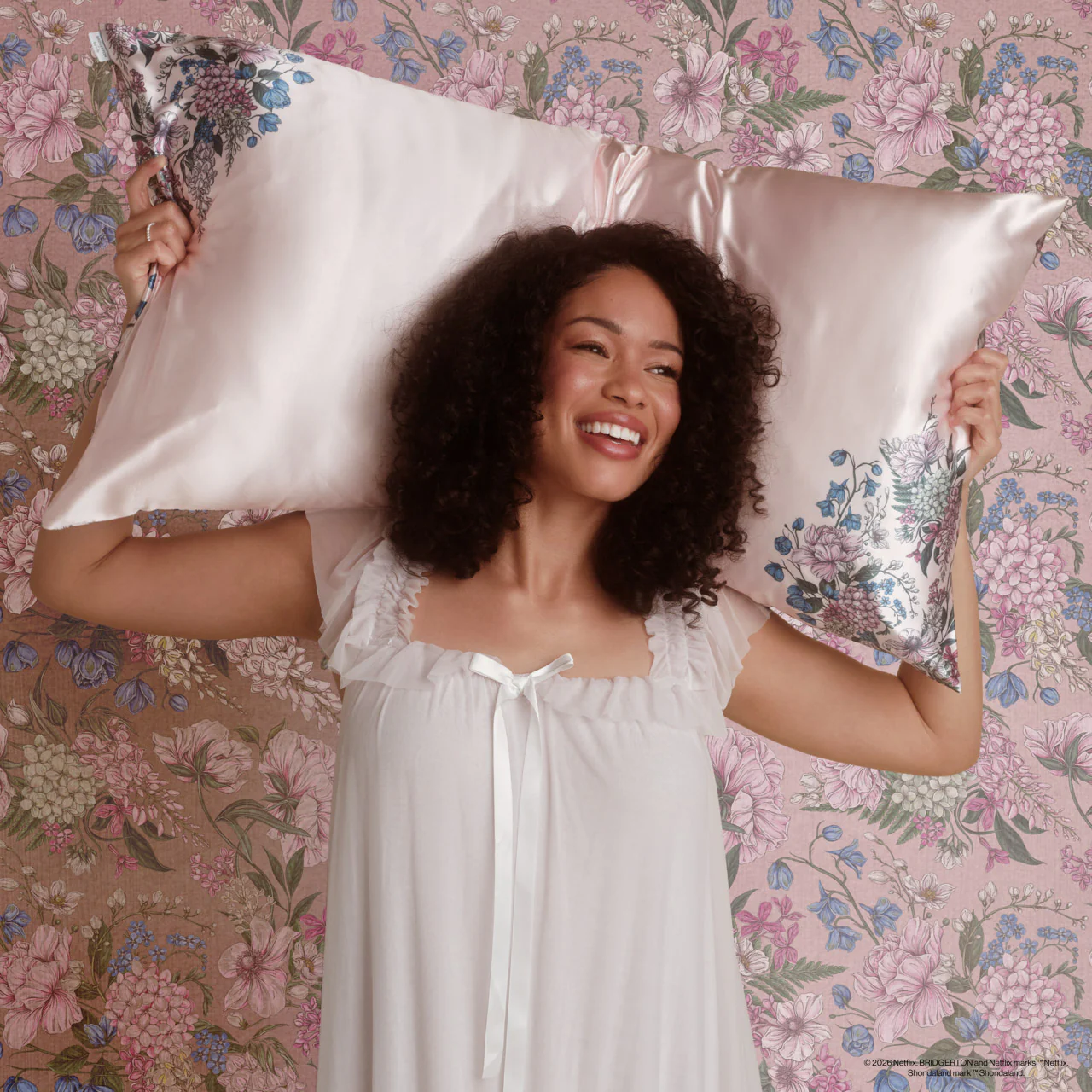 Bridgerton x Kitsch Satin Pillowcase in Wisteria - King - Image 4