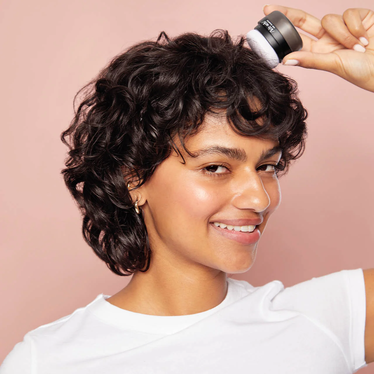 Dark Volumizing Rice Protein Dry Shampoo with Puff - Image 3