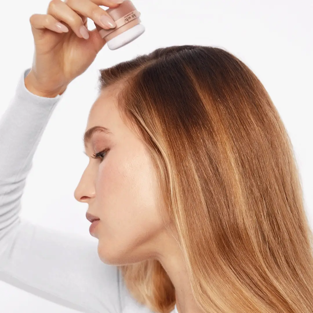 Light Volumizing Rice Protein Dry Shampoo with Puff - Image 3